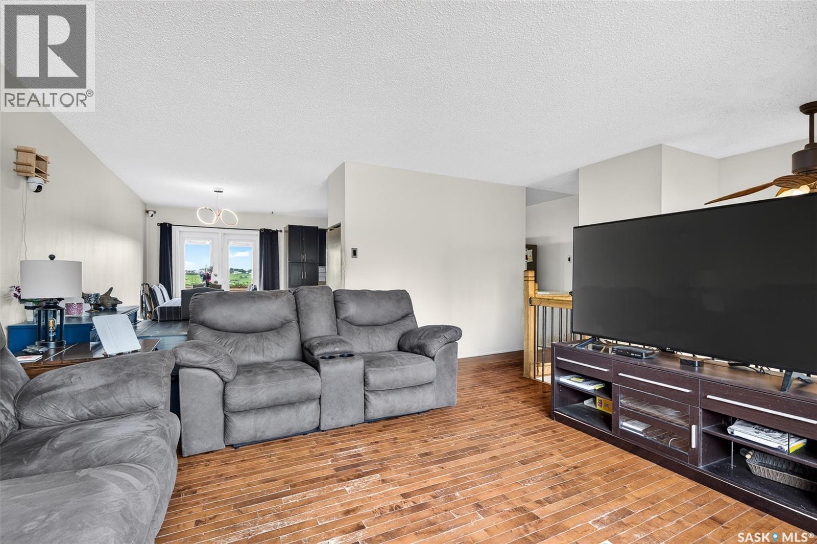 1355 Manitou CRESCENT - 8
