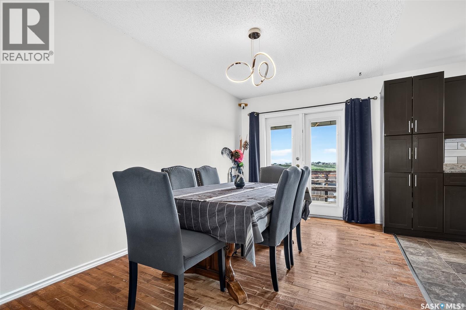 1355 Manitou CRESCENT - 9