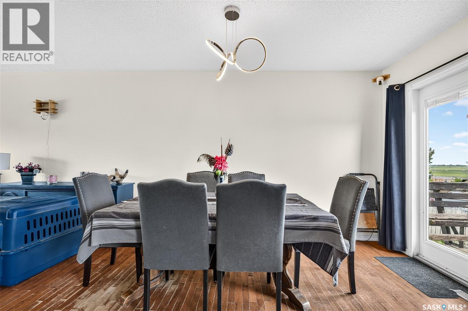 1355 Manitou CRESCENT - 10