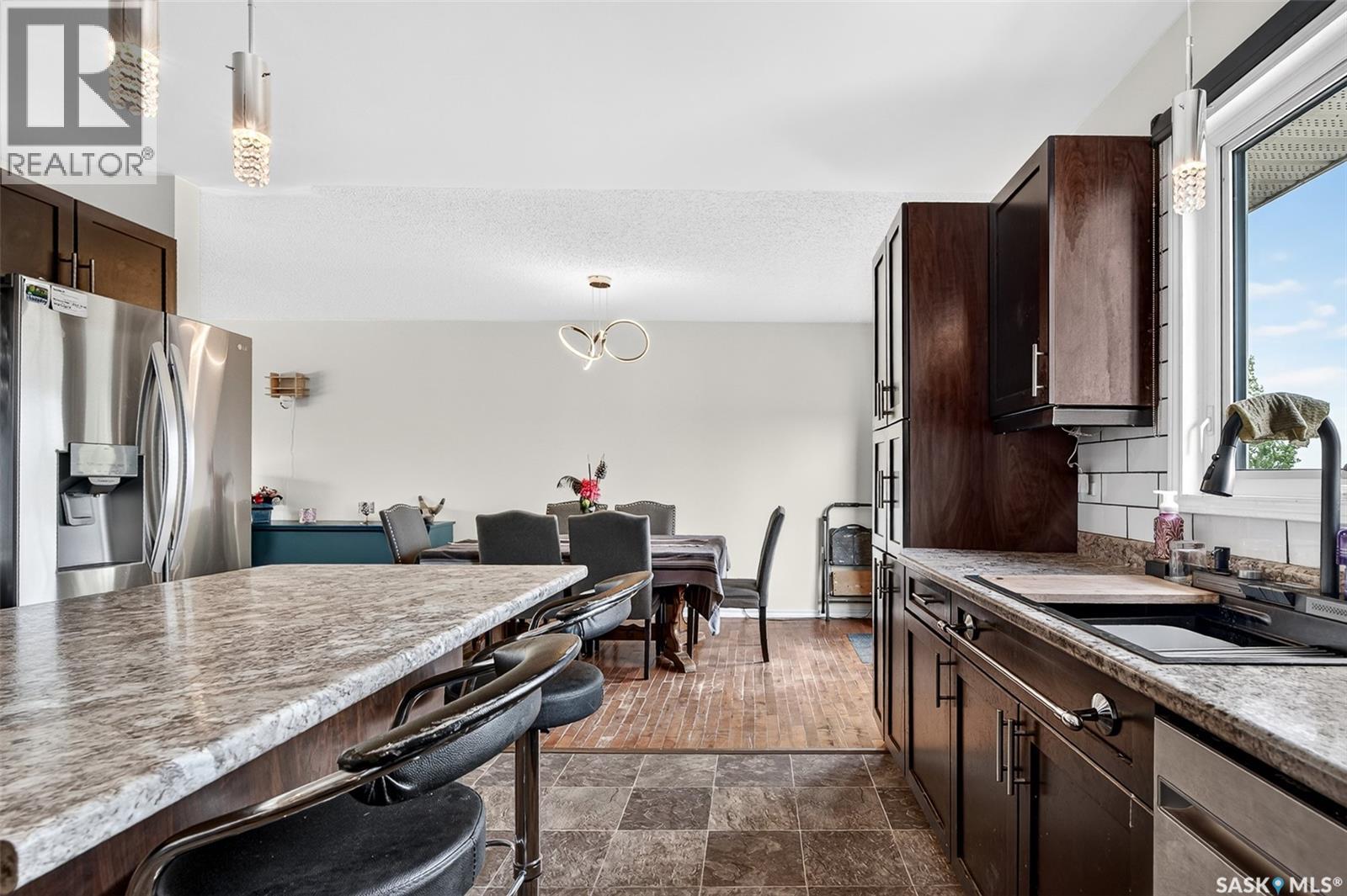 1355 Manitou CRESCENT - 21