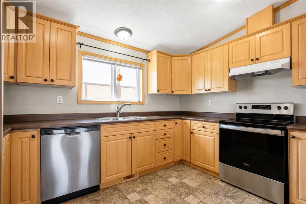 232080 Range Road 250 - 15