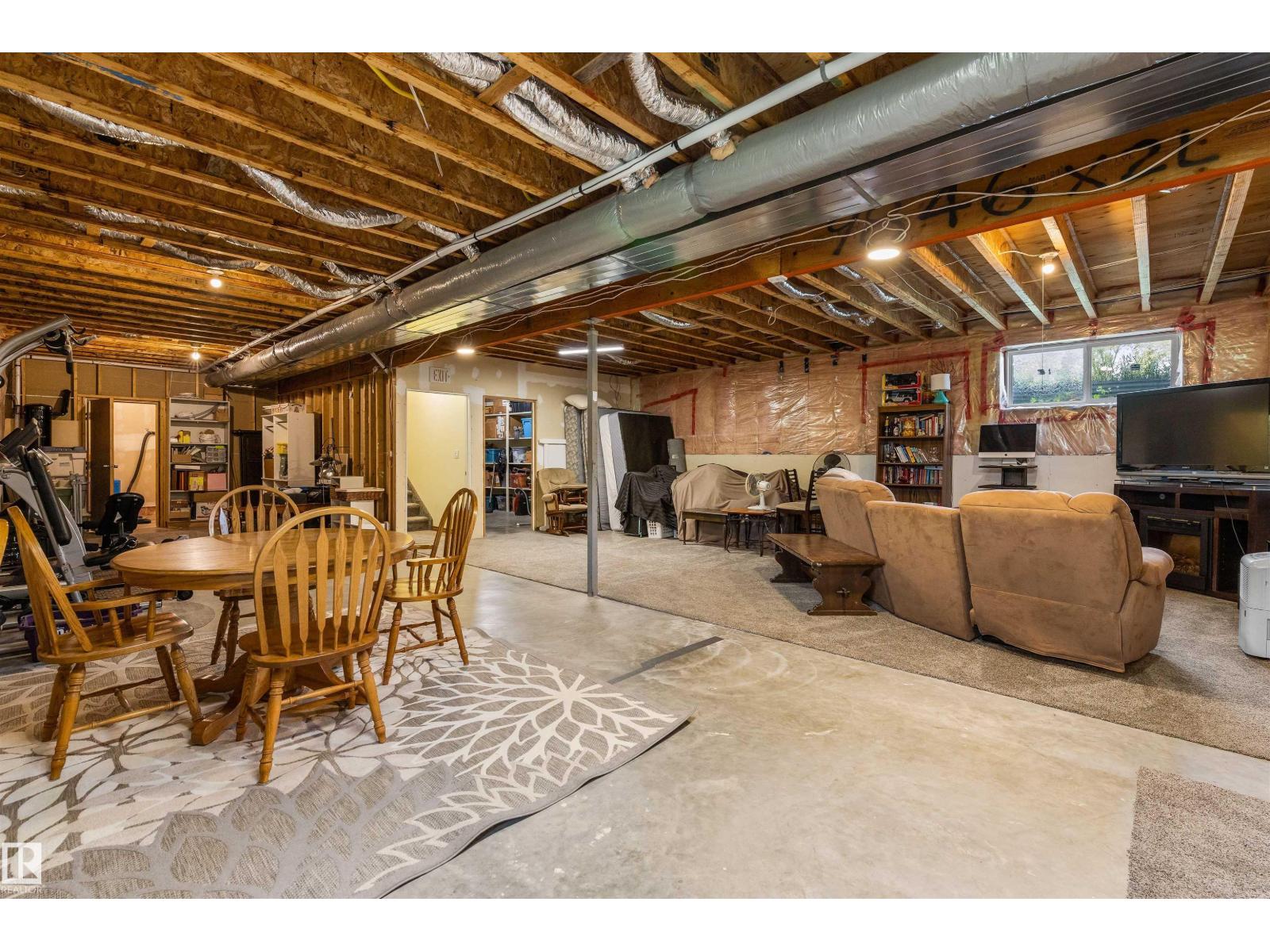55326 RGE ROAD 260 - 40