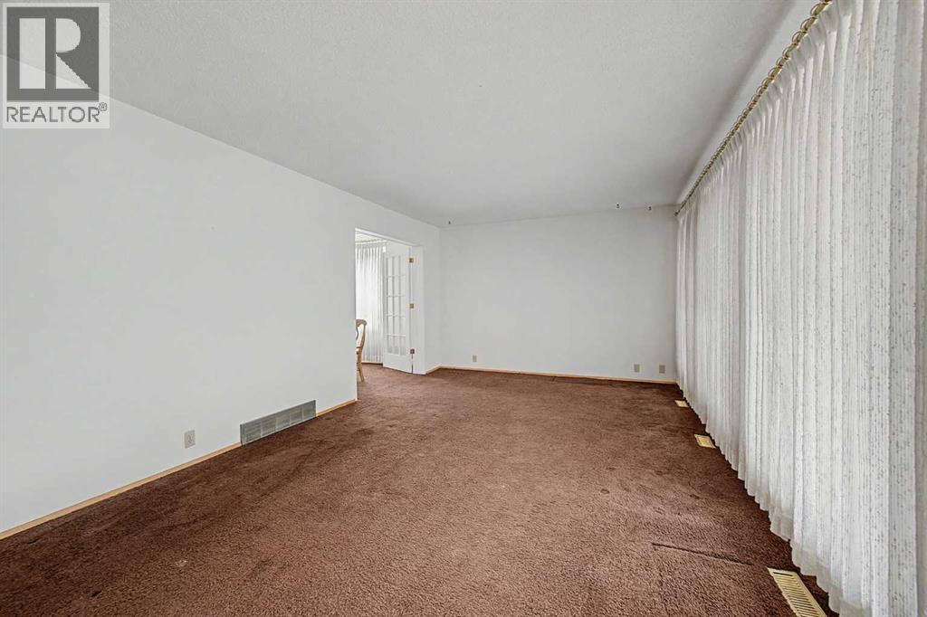 1032 Varsity Estates Drive NW - 5