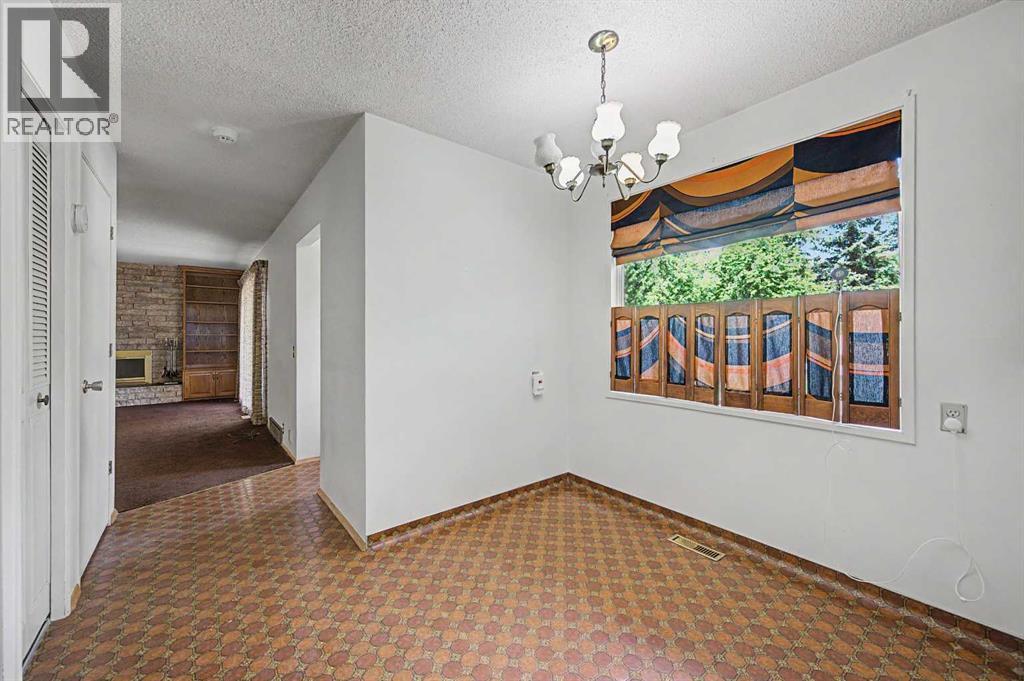 1032 Varsity Estates Drive NW - 12