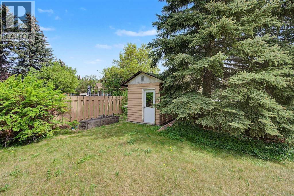1032 Varsity Estates Drive NW - 37