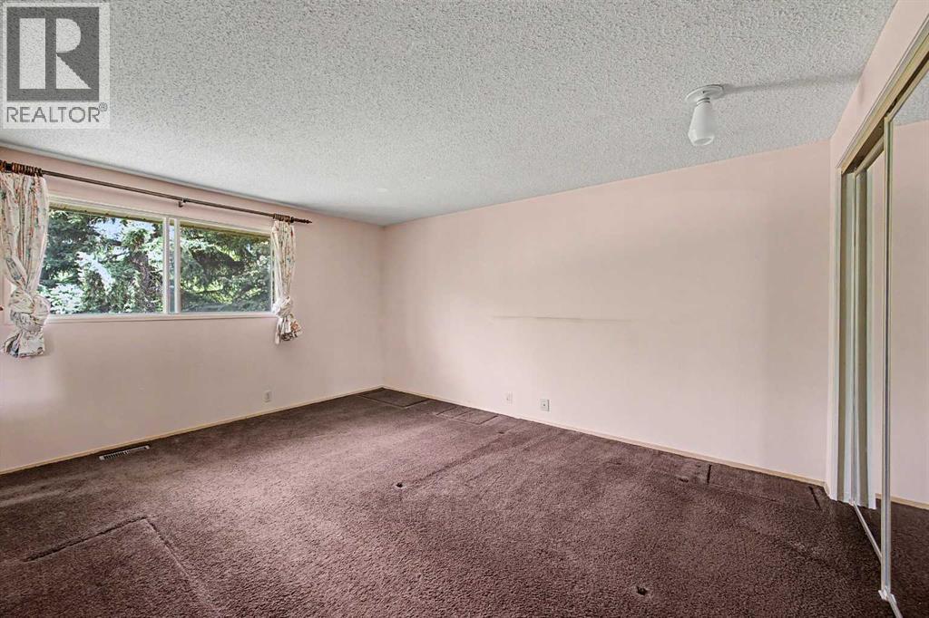 1032 Varsity Estates Drive NW - 25