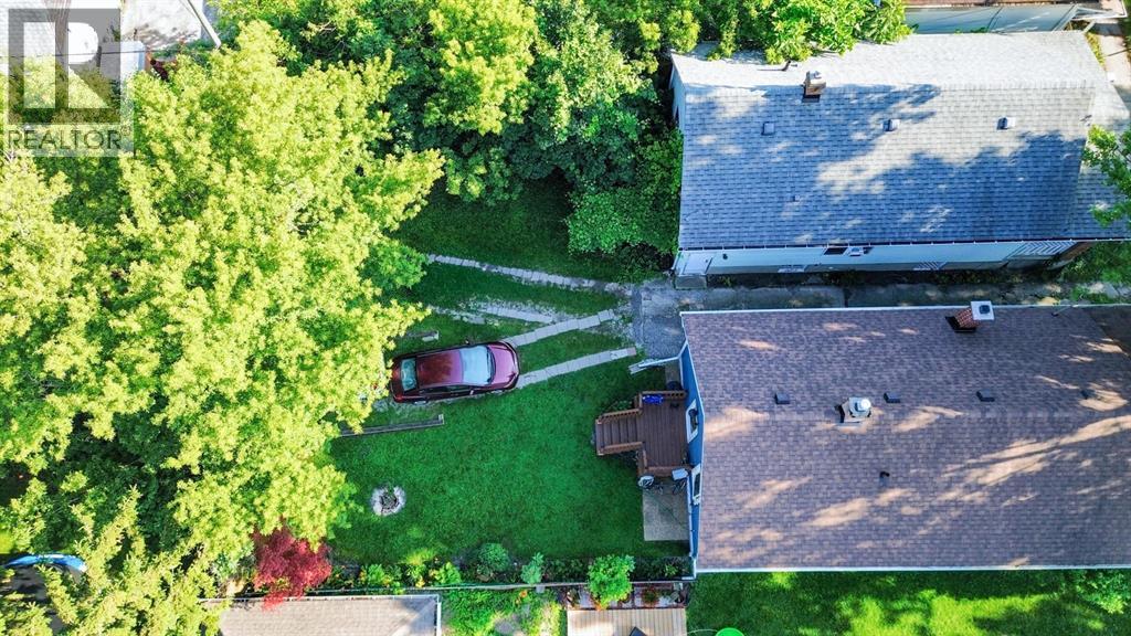 114 COLLEGE N AVENUE North - 25