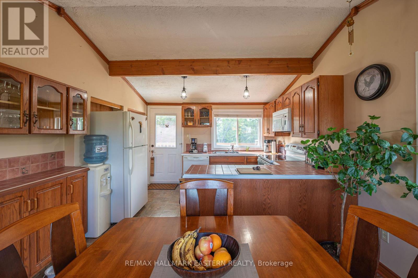 137 GRANDVIEW DRIVE - 26