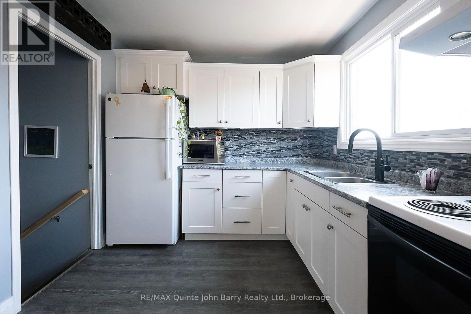 91 SCOTT STREET - 8