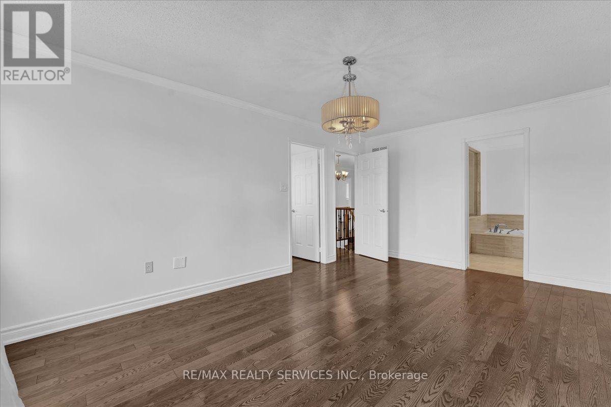 79 BURGBY AVENUE - 23