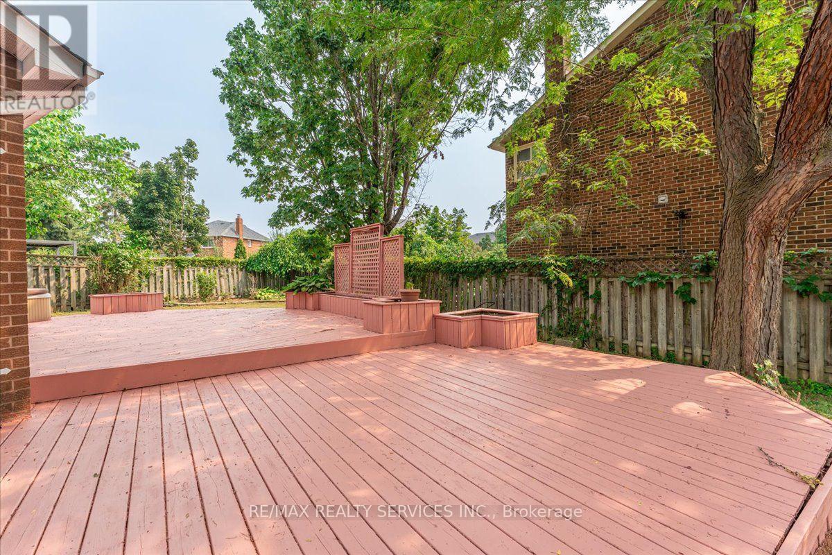 79 BURGBY AVENUE - 37