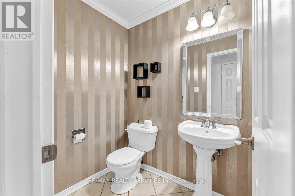79 BURGBY AVENUE - 18