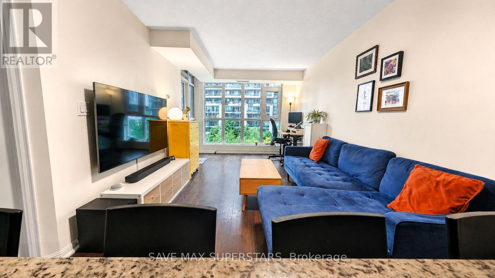 #714 35 BASTION STREET - Image 19