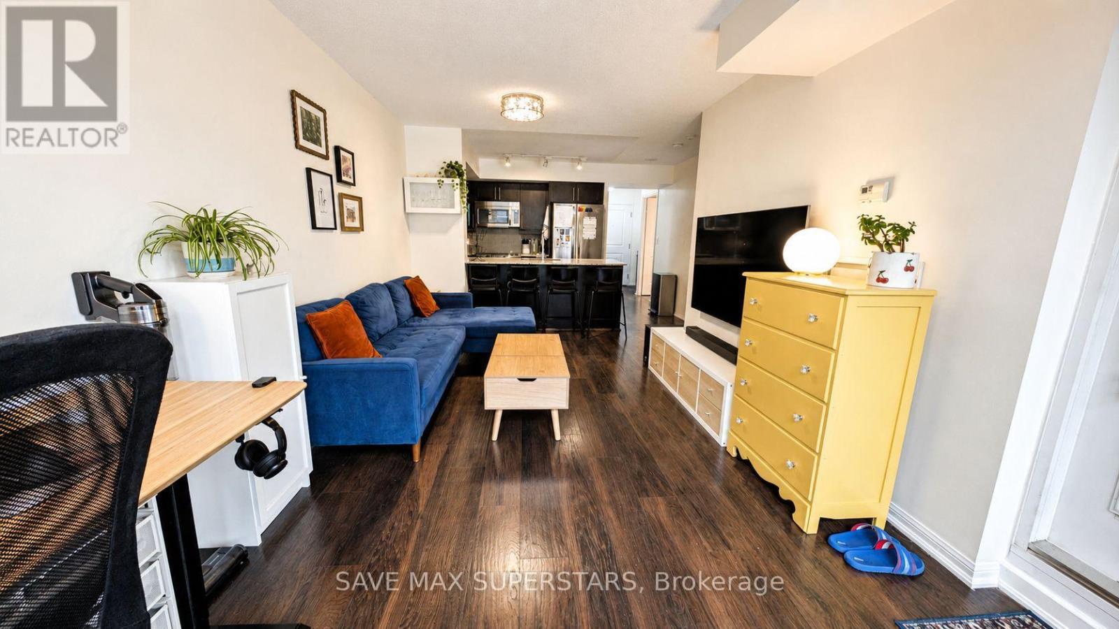 #714 35 BASTION STREET - Image 22