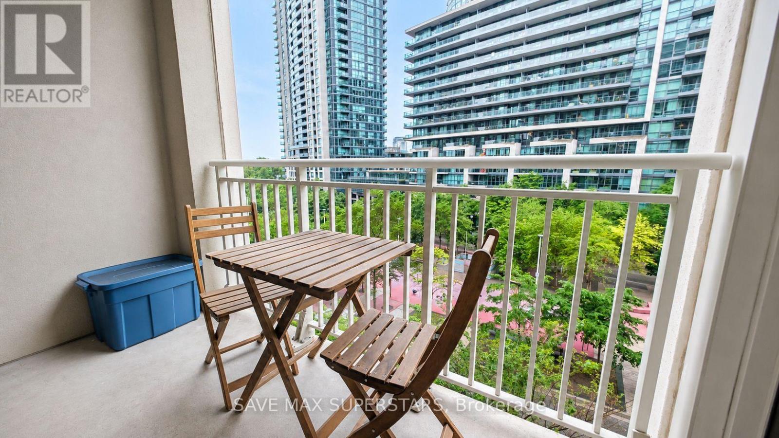 #714 35 BASTION STREET - Image 26