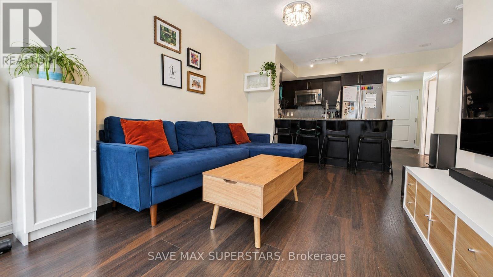 #714 35 BASTION STREET - Image 29