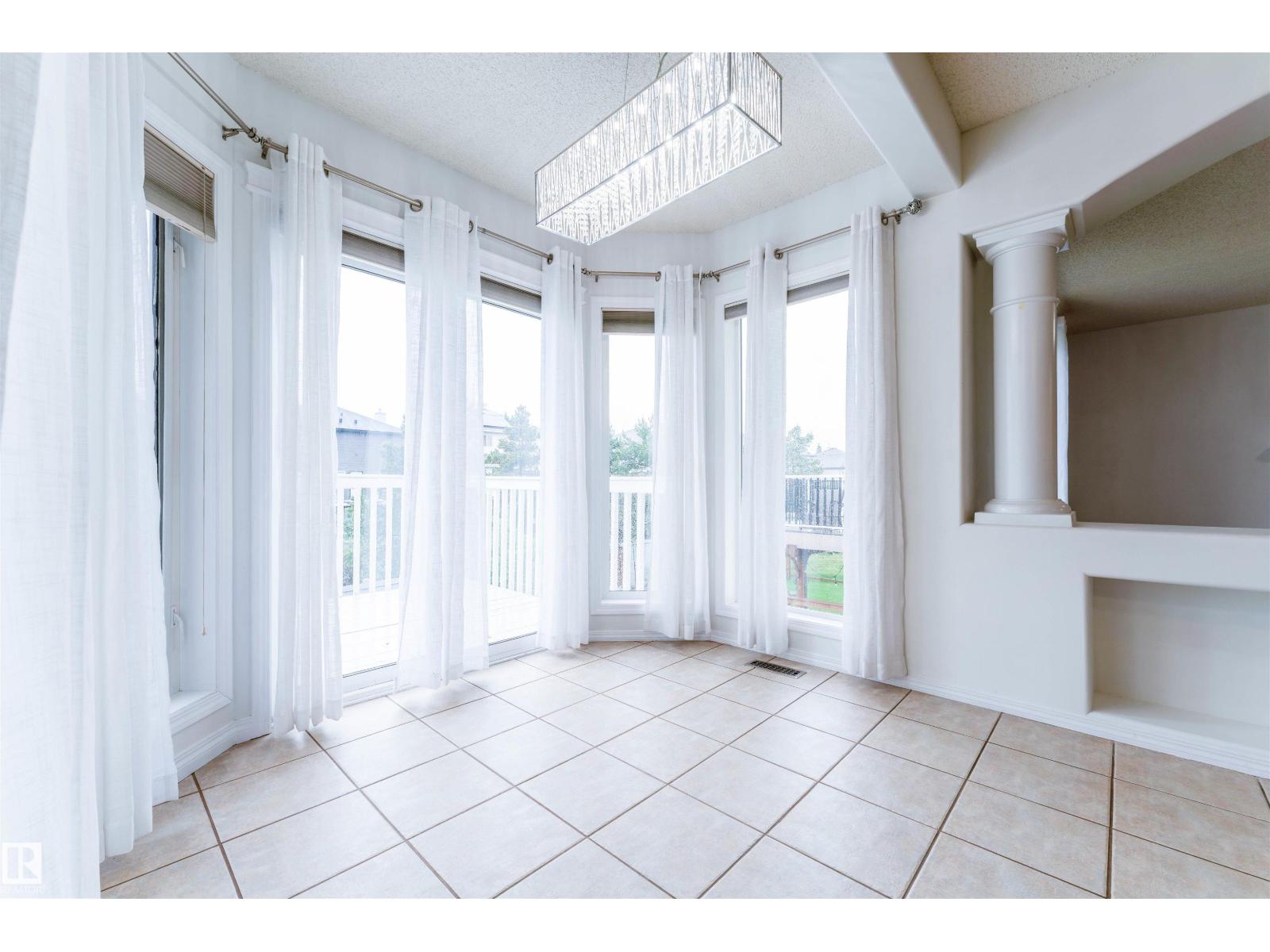 14916 136 ST NW - 14