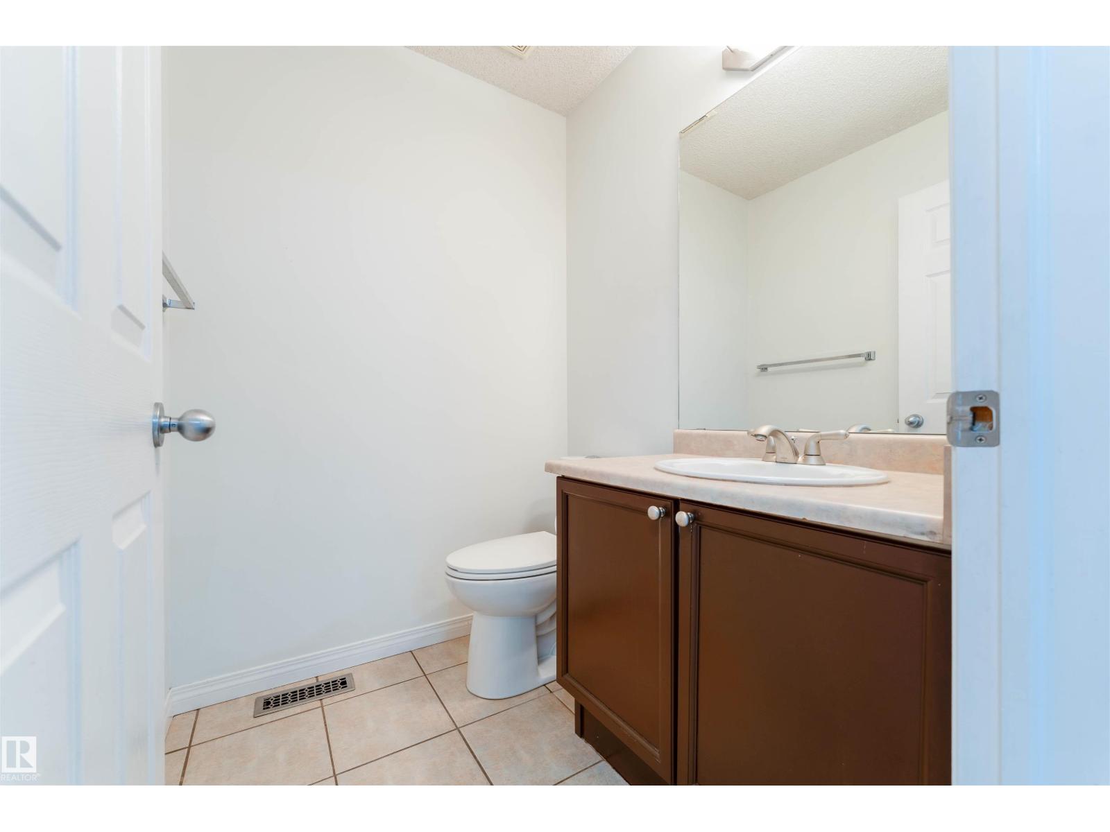 14916 136 ST NW - 19