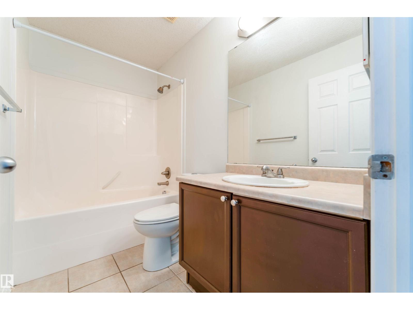 14916 136 ST NW - 28