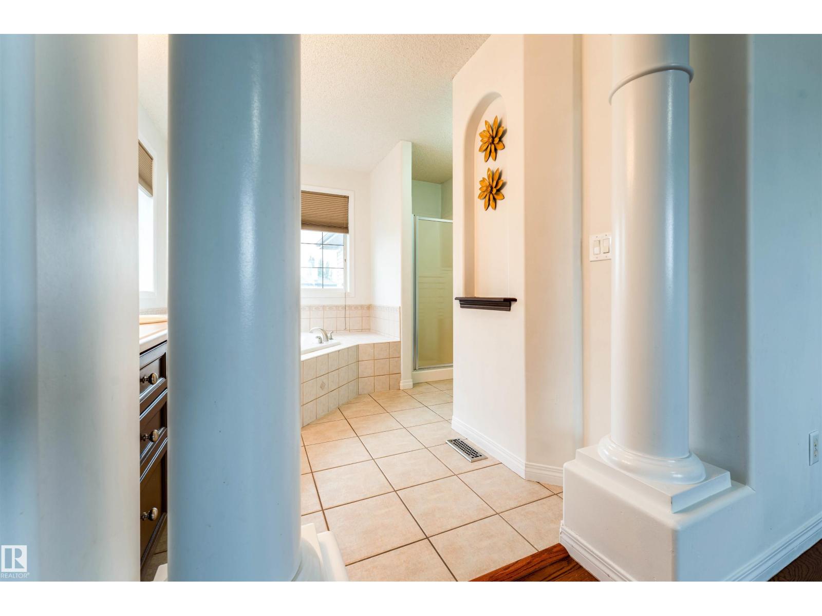 14916 136 ST NW - 35