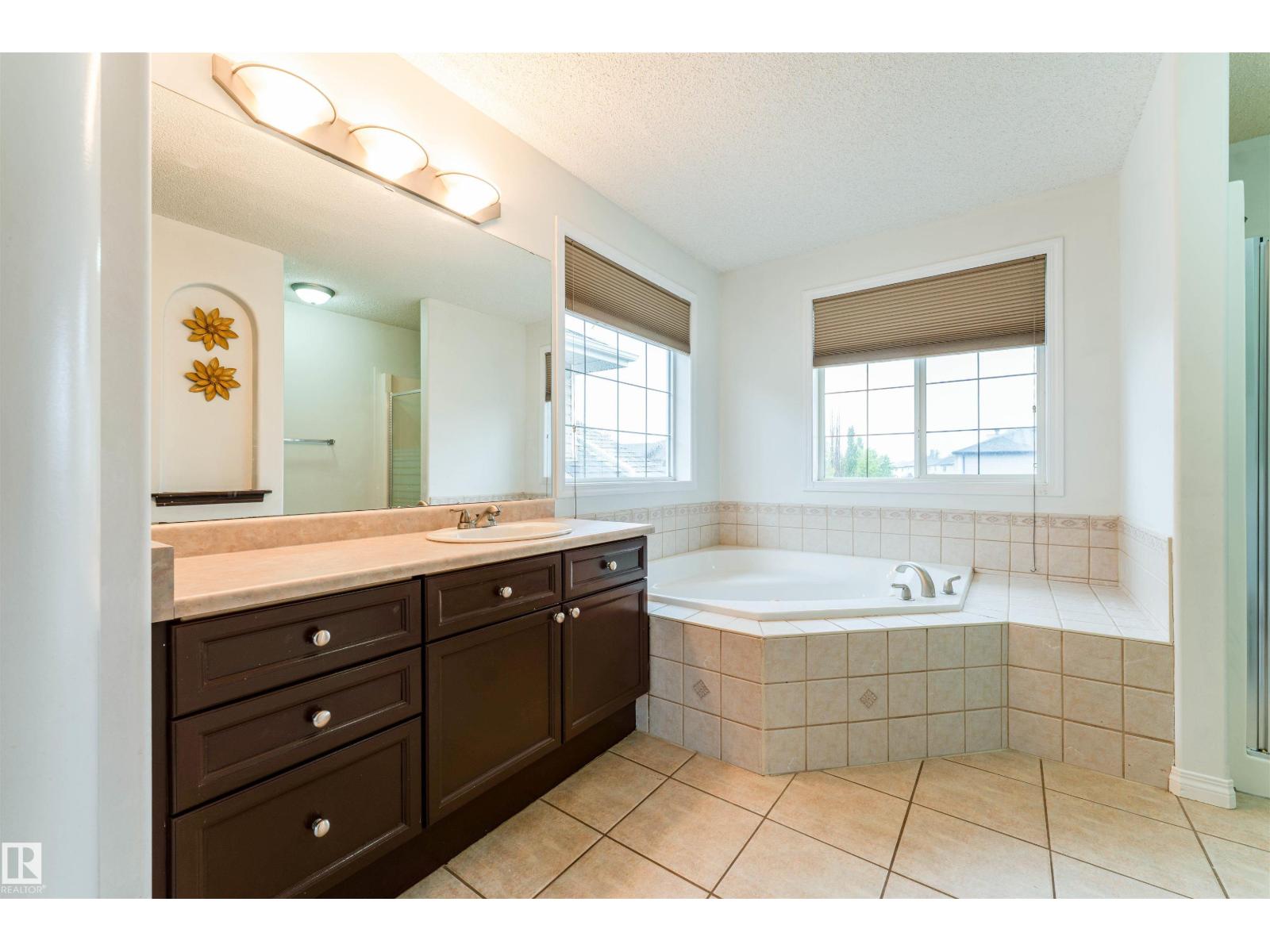 14916 136 ST NW - 36