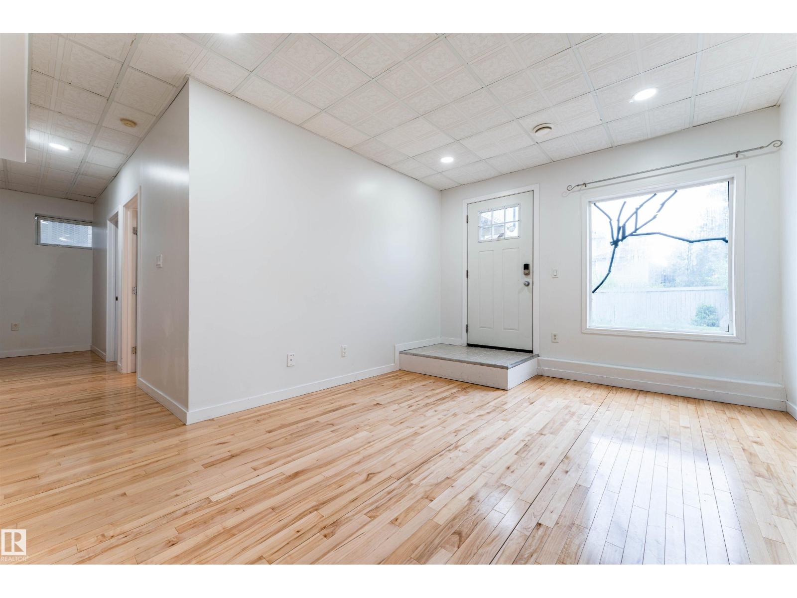 14916 136 ST NW - 41
