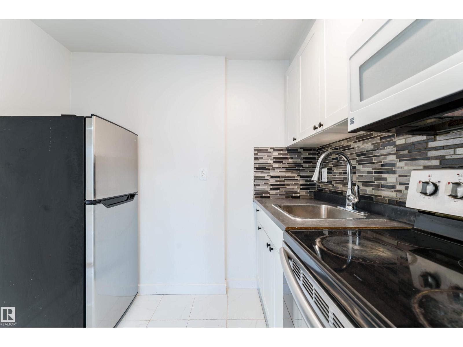 14916 136 ST NW - 45