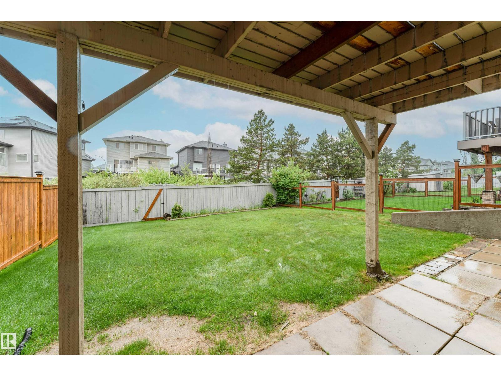 14916 136 ST NW - 50