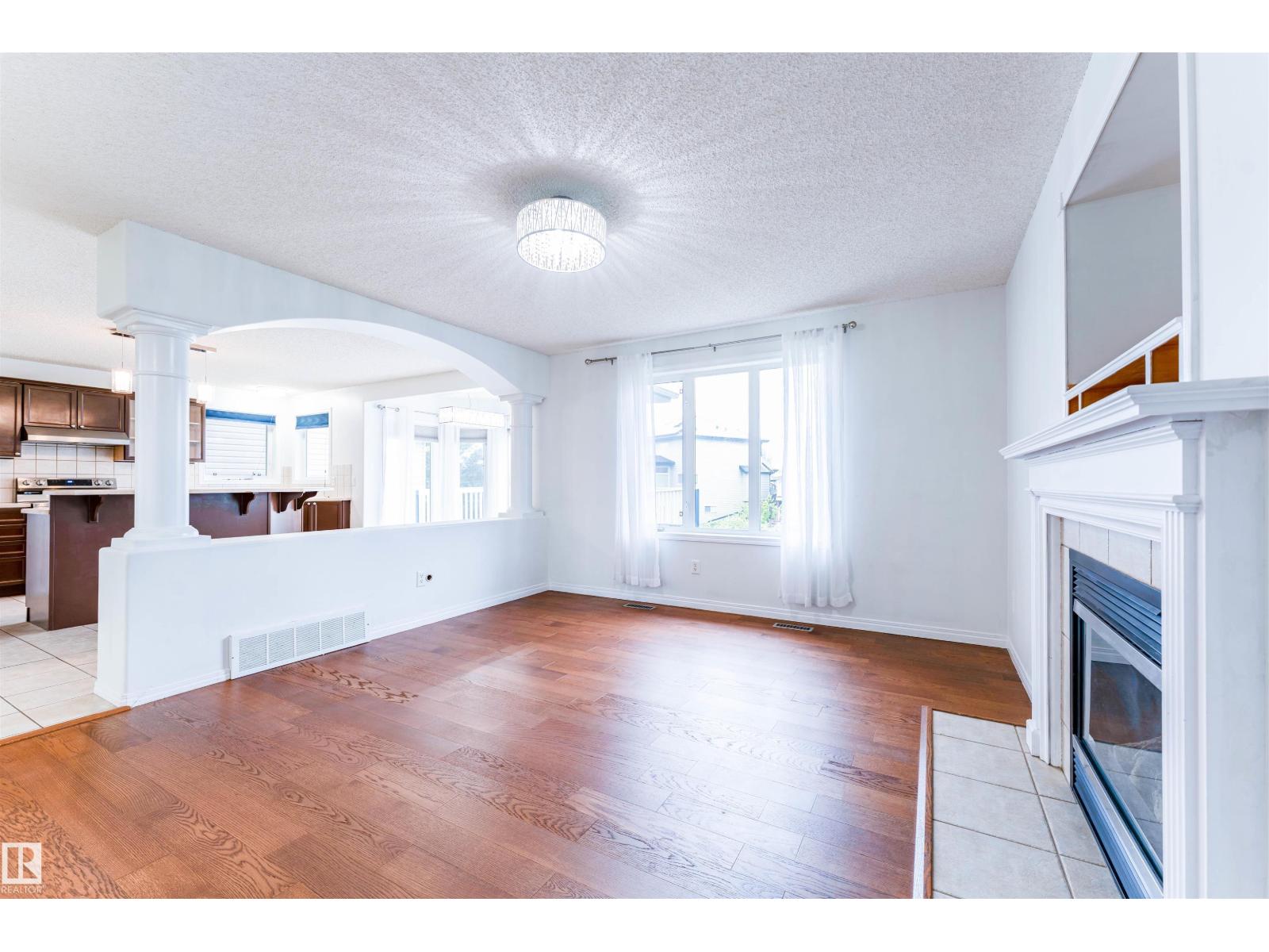 14916 136 ST NW - 6