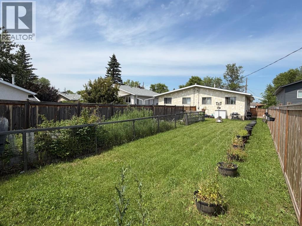 6403A 49 Avenue - Image 24