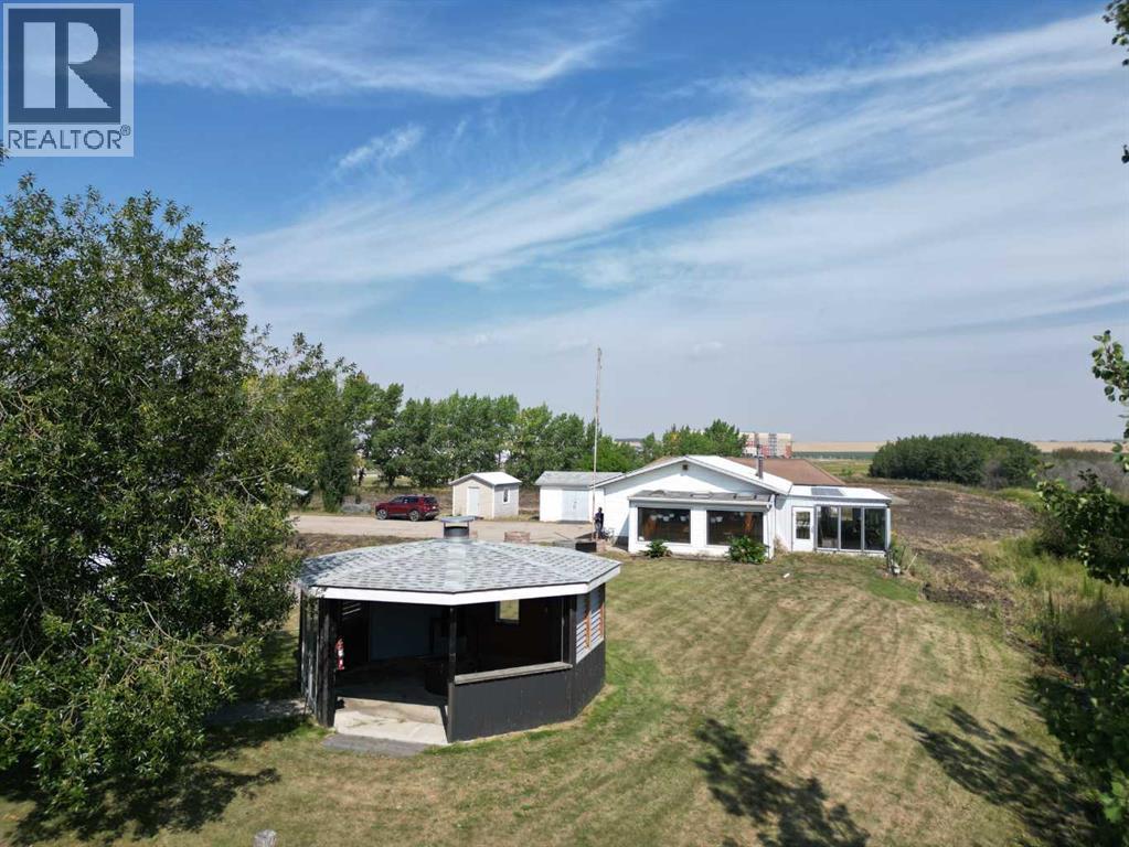 60037 TWP RD 725 - 27