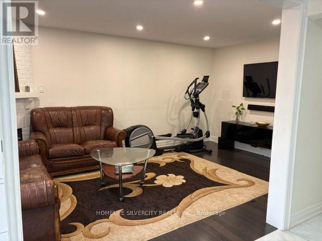 124 JORDAN DRIVE - 16