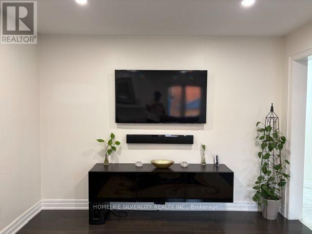 124 JORDAN DRIVE - 18