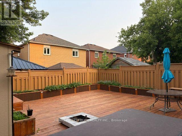 124 JORDAN DRIVE - 36