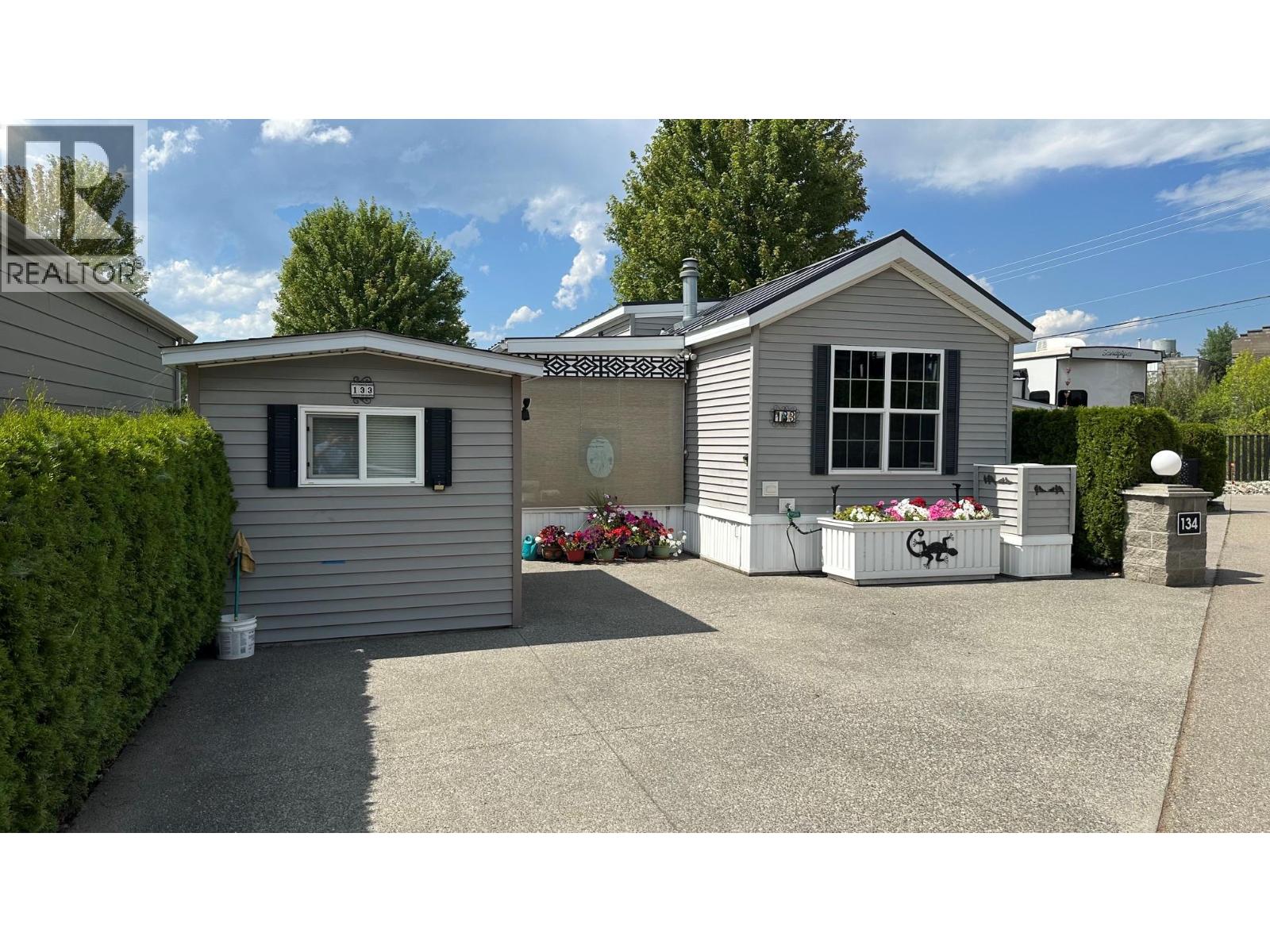 #133 8000 Highland Road - 1