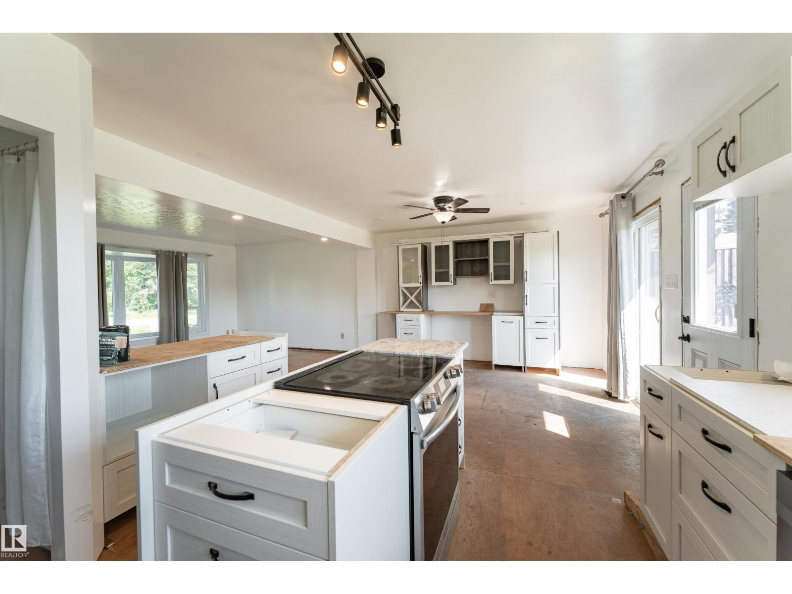 13423 112 ST NW - 9