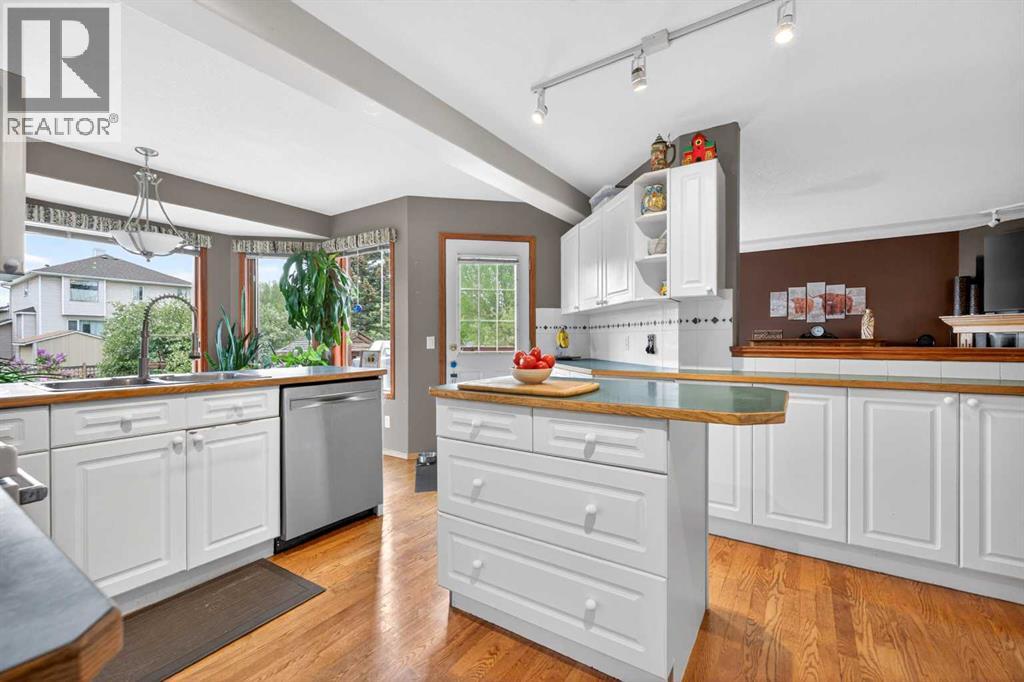 148 Sierra Madre Crescent SW - 7