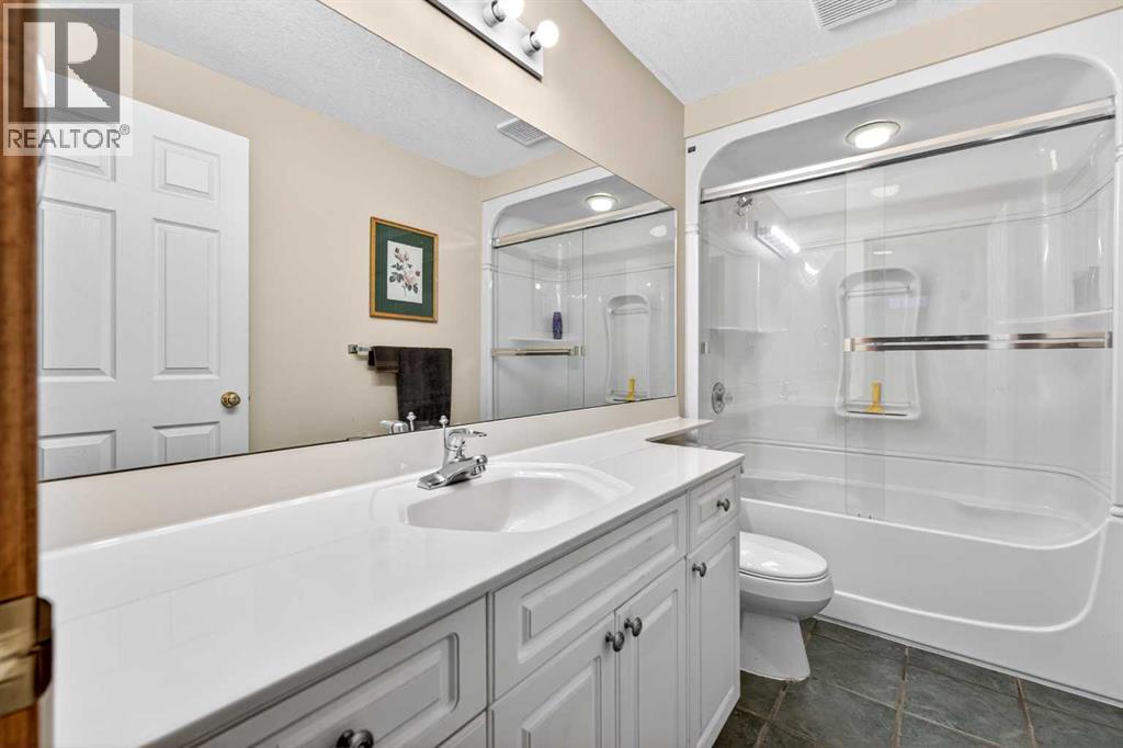 148 Sierra Madre Crescent SW - 36