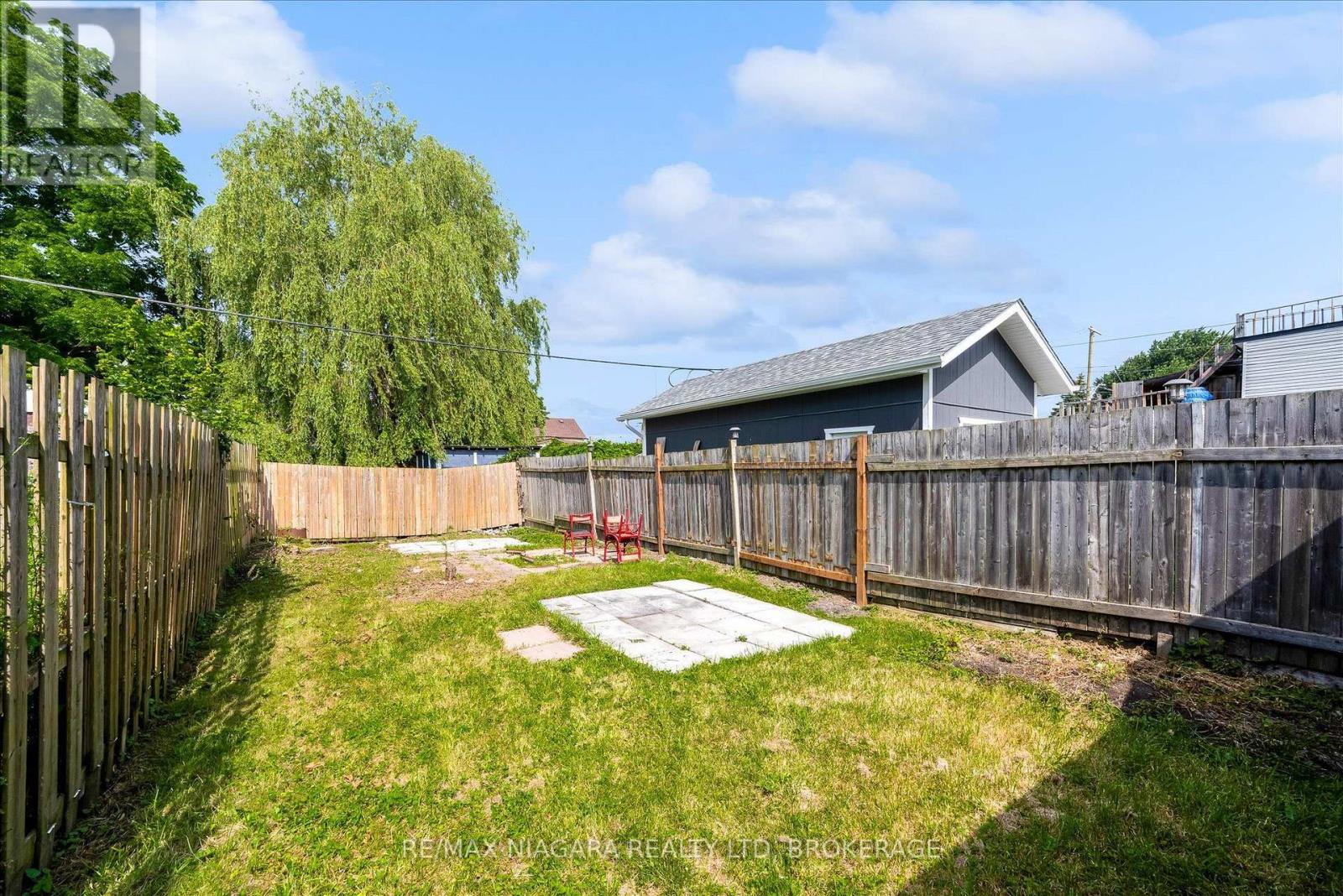 154 FARES STREET - 20