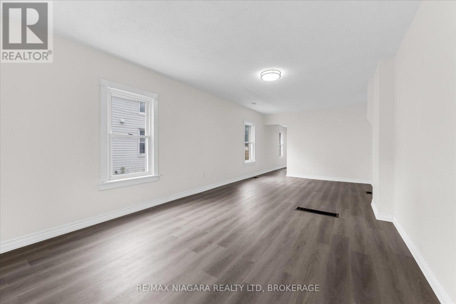 154 FARES STREET - 4