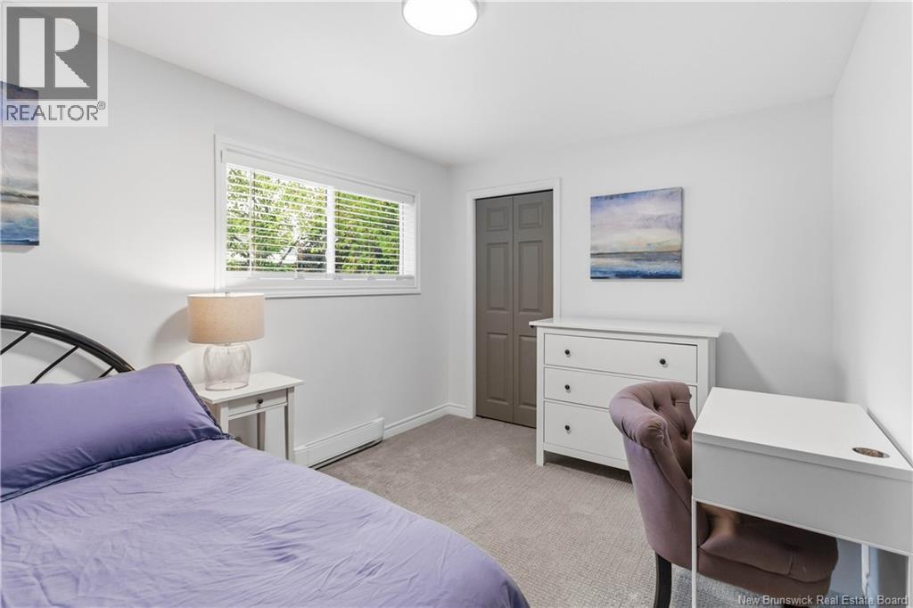 23 Vista Drive - 24