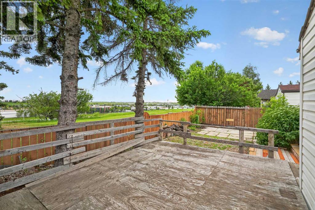 224 Huntwell Road NE - 35