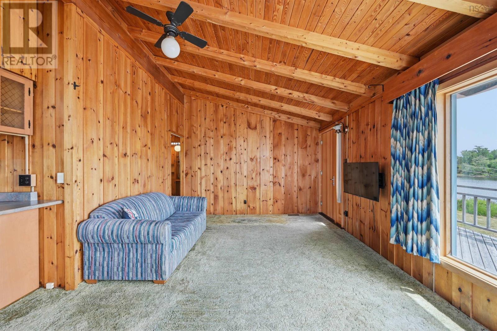 8278 St Margarets Bay Road - 9