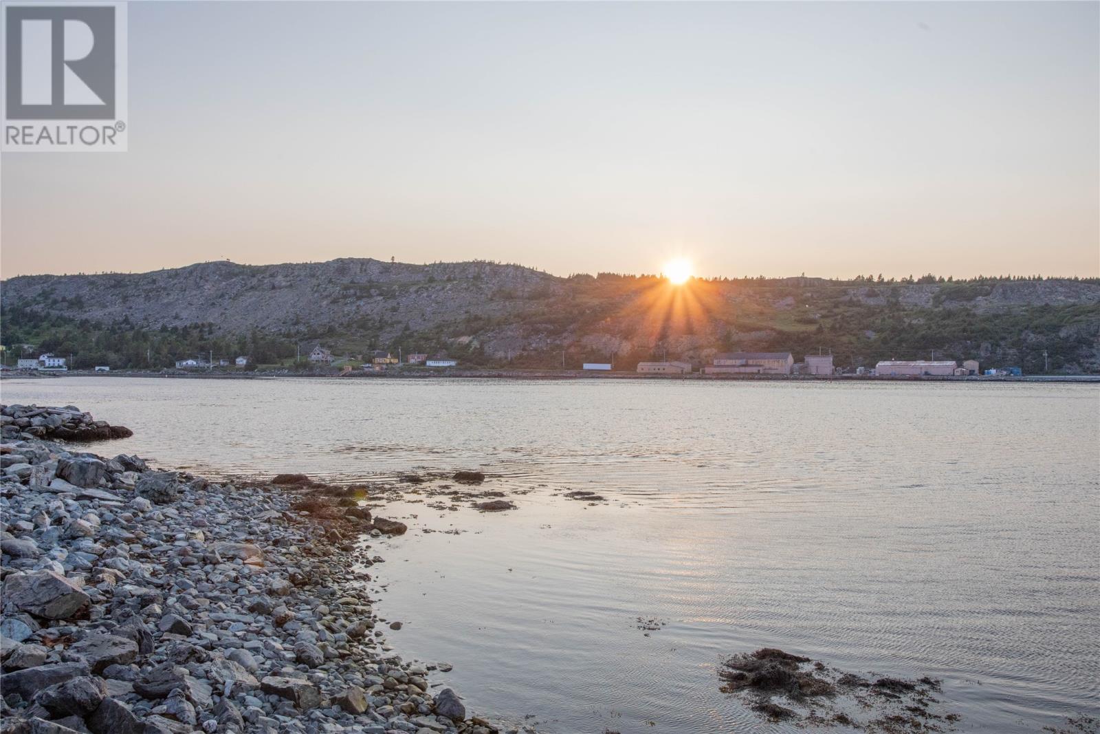 364 Seaforest Road - 32