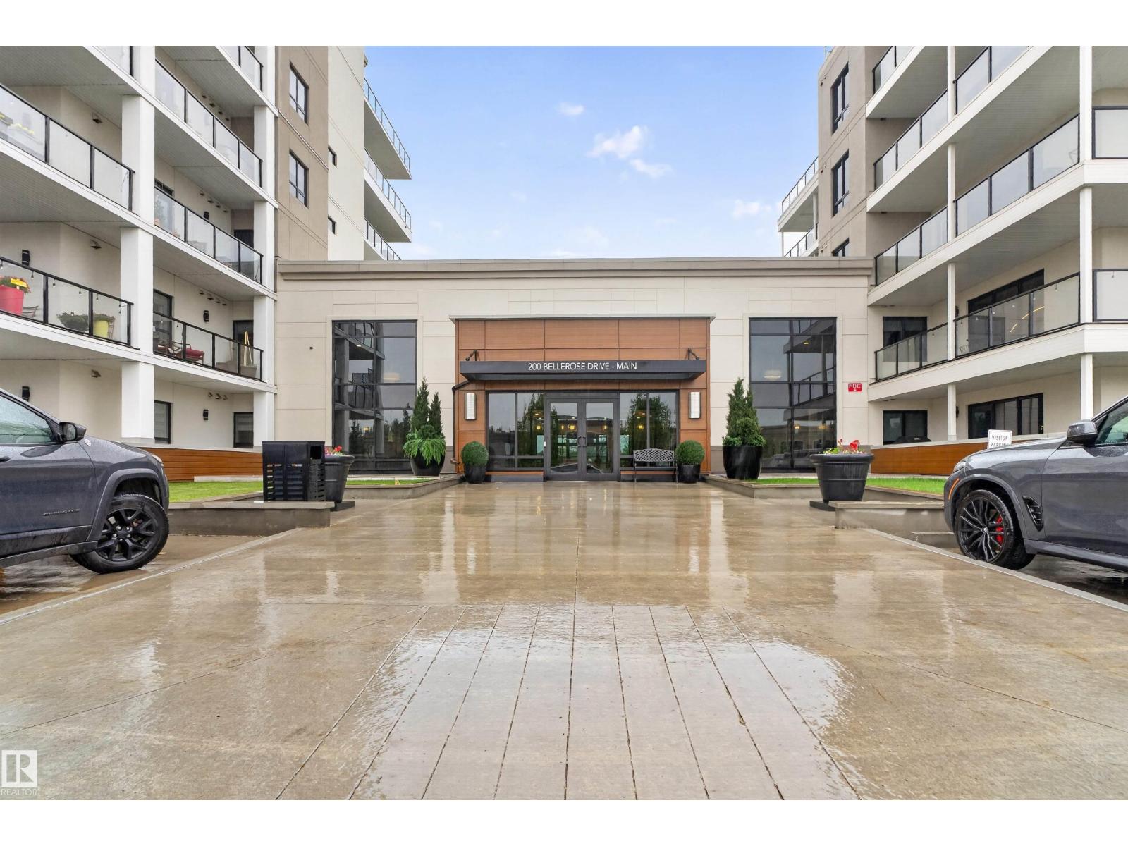 #514 200 BELLEROSE DR - 34