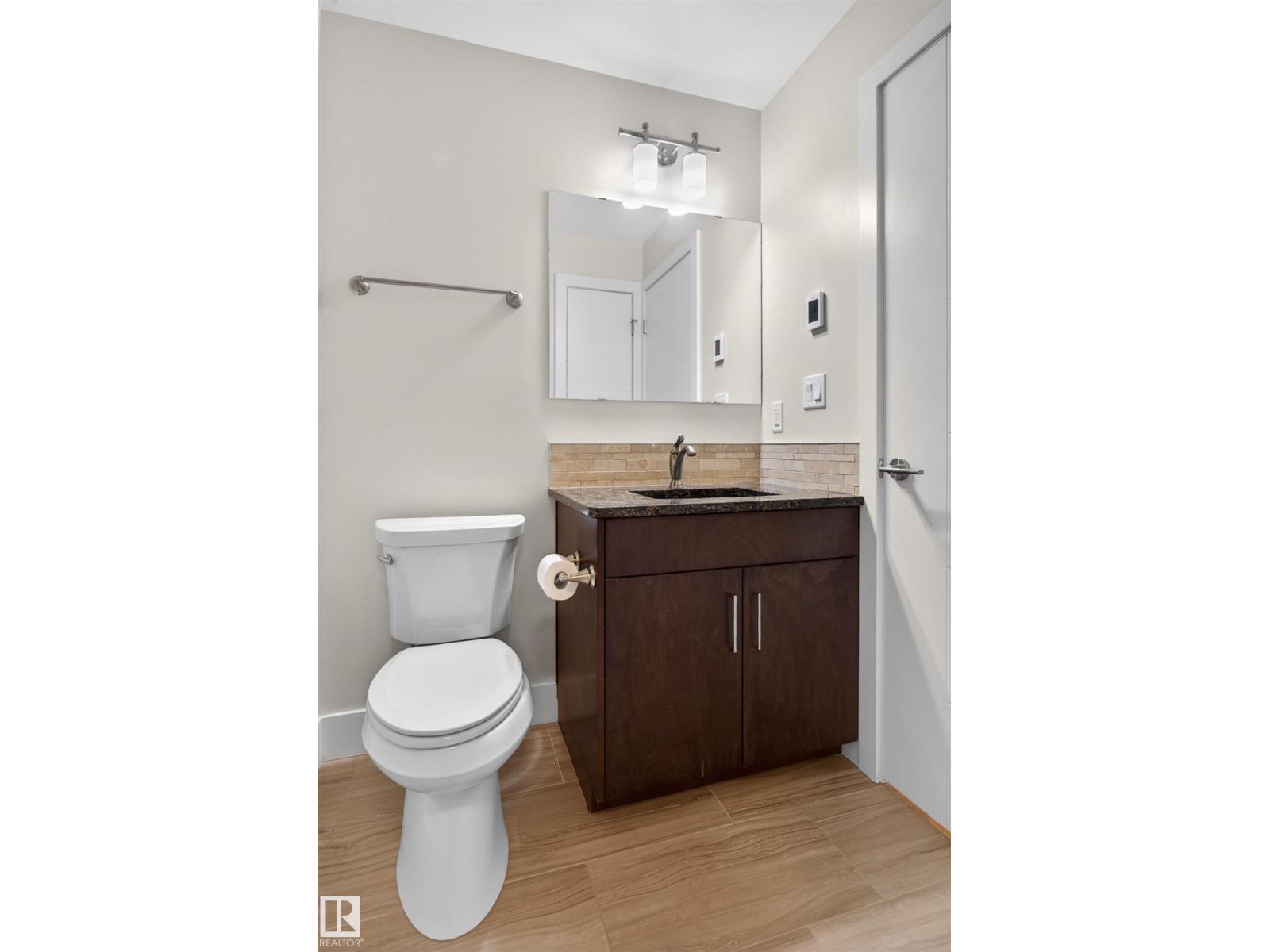 #514 200 BELLEROSE DR - 12