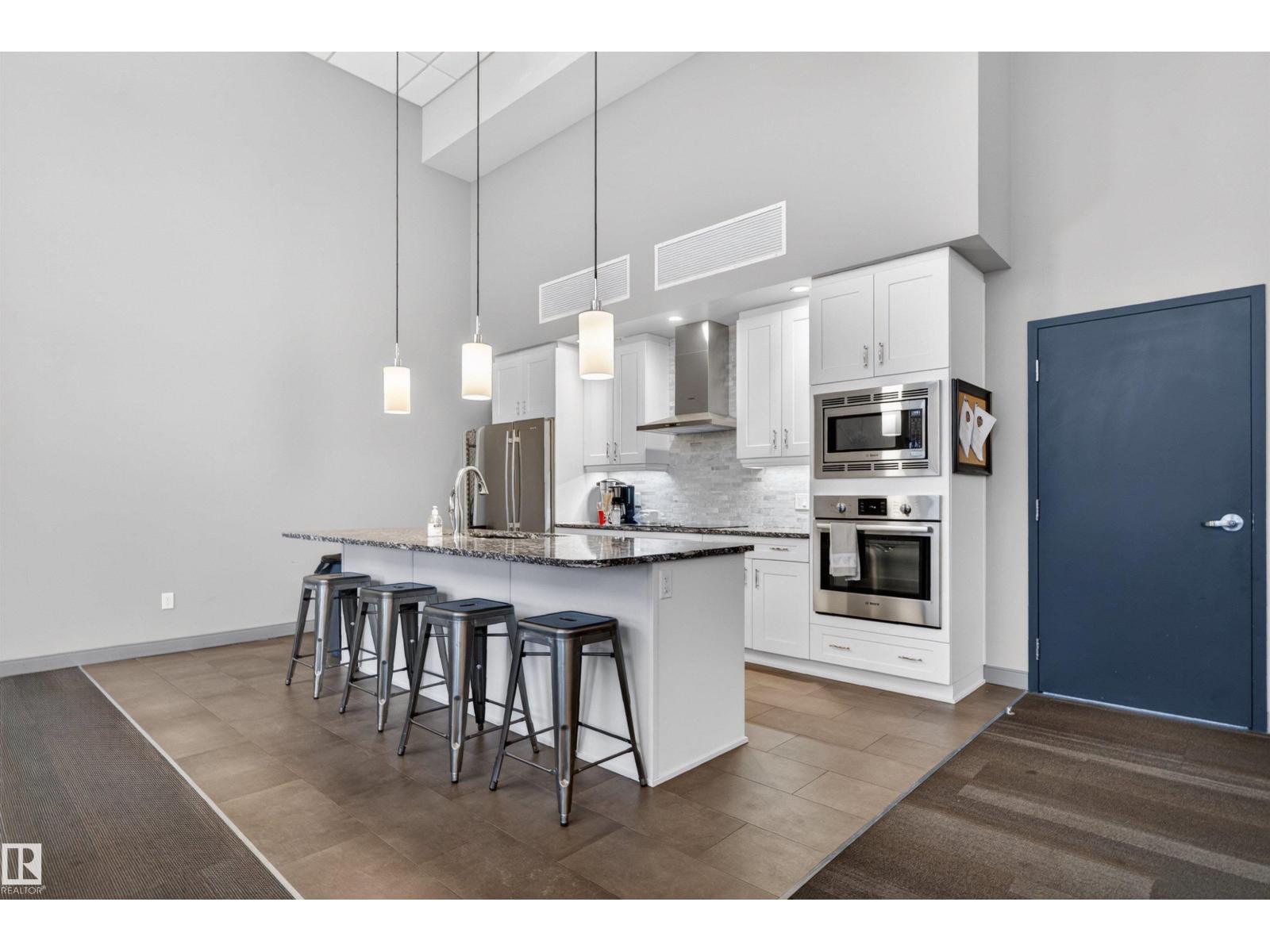#514 200 BELLEROSE DR - 27
