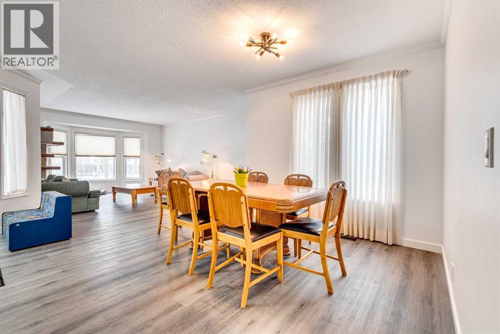 133 6 Avenue SE - 7