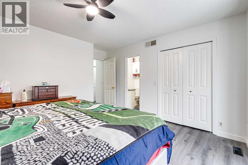 133 6 Avenue SE - 15
