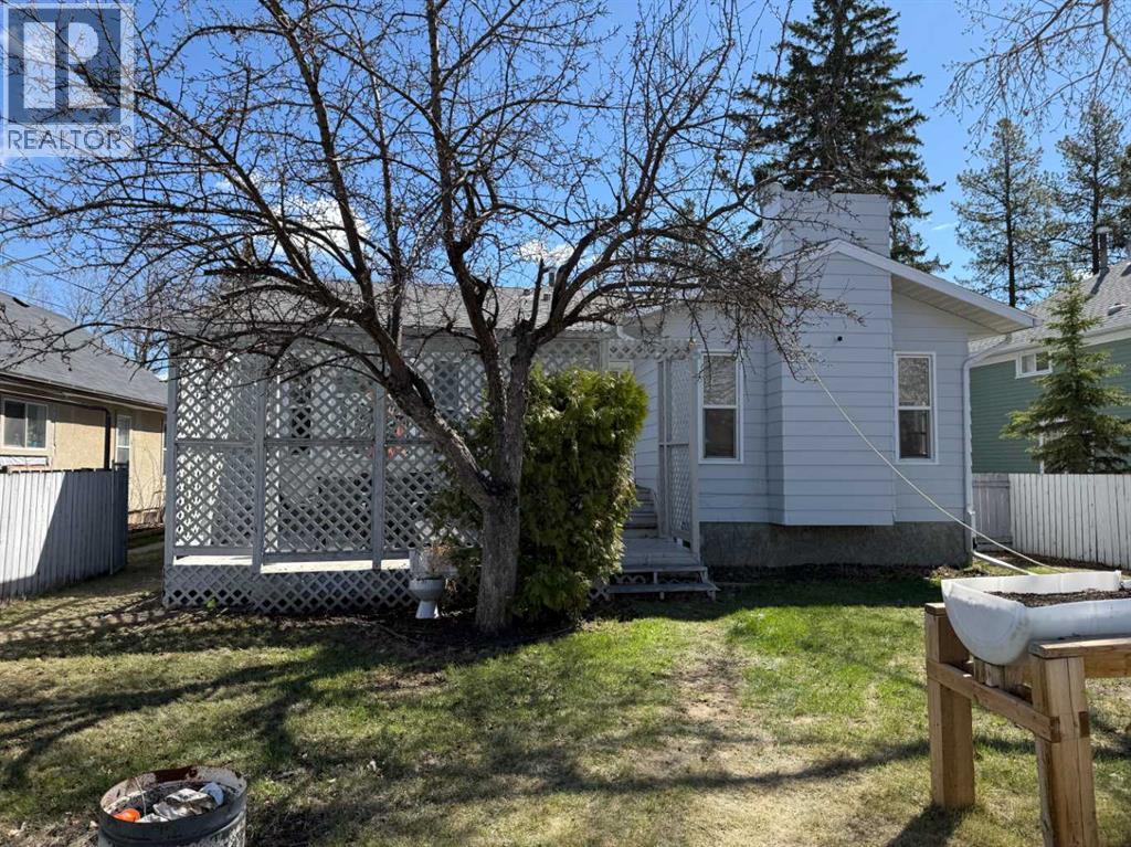 133 6 Avenue SE - 35